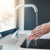 Faucet Splash Mat 14.56x5.51in Silicone Sink Drying Mat Water Drip Catching Tray Water Drainage Pad Sponge Soap Holder for Kitchen Bathroom Sink Fauce